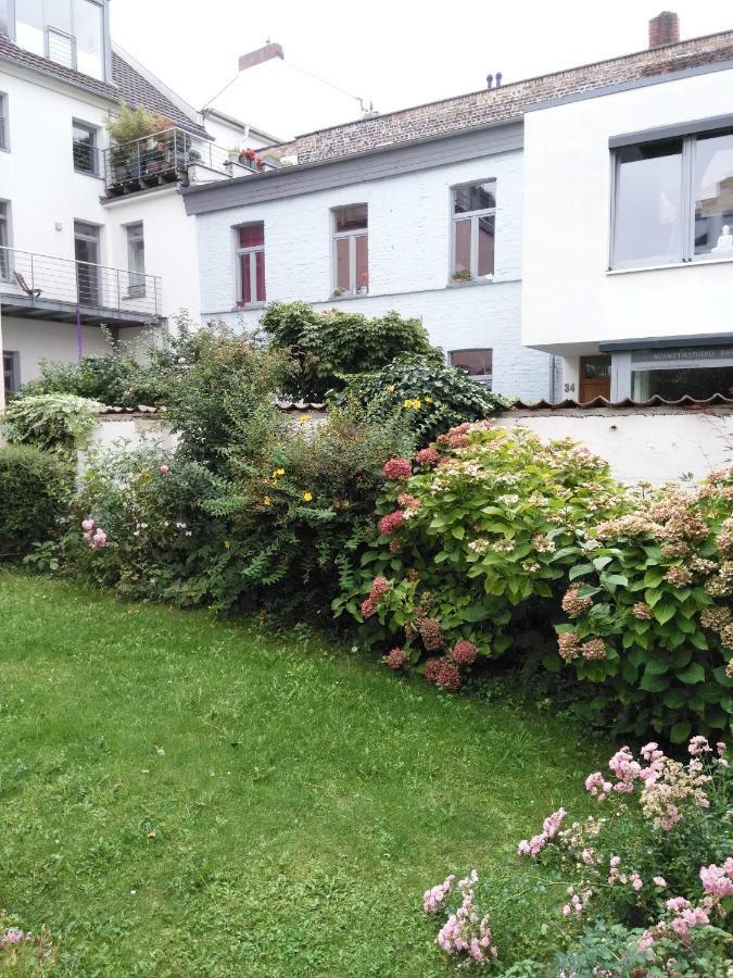 Altstadt Bonn Mit Eigenem Parkplatz Und Garten Exteriér fotografie